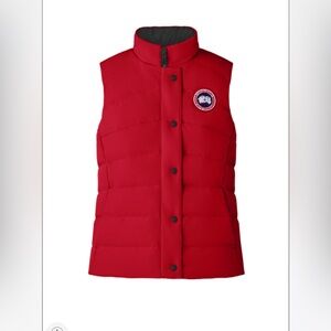 Authentic with proof of purchase from Canada Goose;
Freestyle Vest - Color: Red